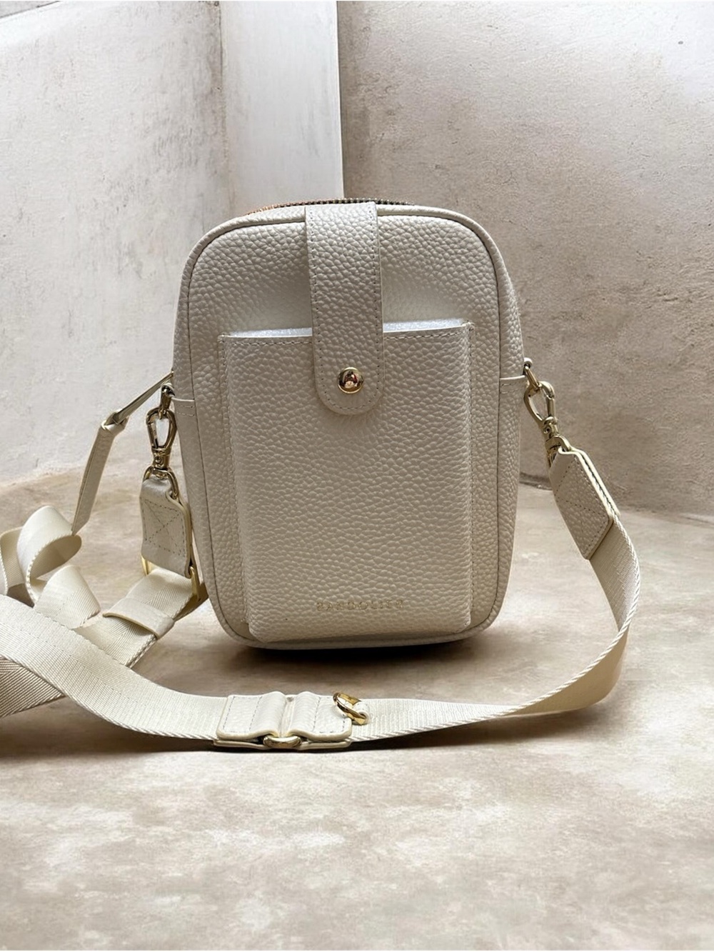 Bandolier Dillon Crossbody Phone Bag with Strap